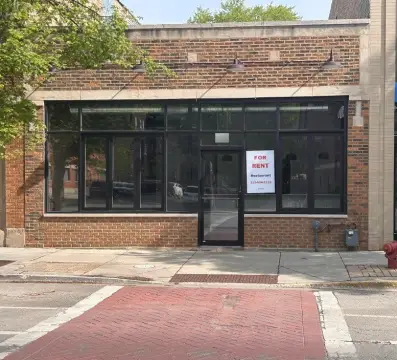 Commercial Space in Chicago, IL