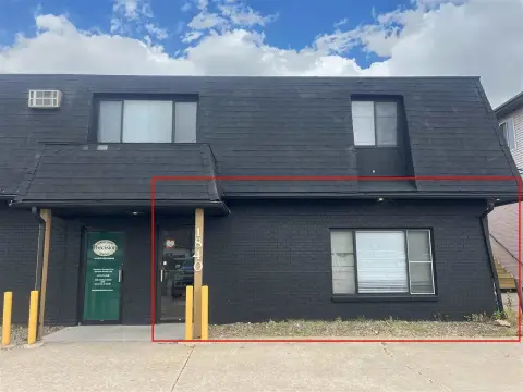 Retail and Rear Garage Space