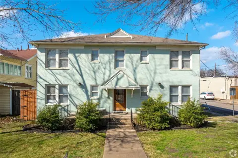 Historic Eight-Unit Apartment Building
