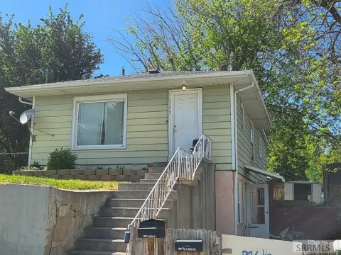 Pocatello Duplex with Investment Potential