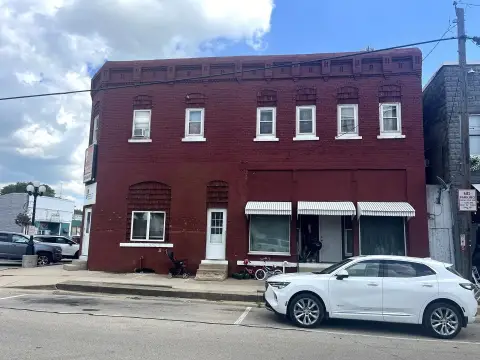 7-Unit Apartment Building