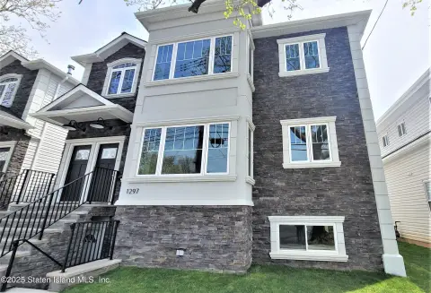 2-Unit Contemporary Duplex
