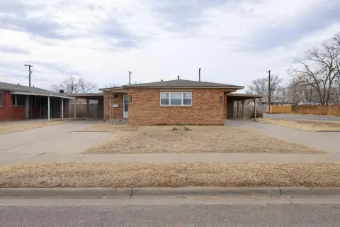 Income-Producing Duplex in West Lubbock