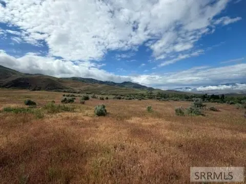 Land on Edge of Salmon