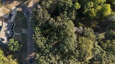 Residential Lot in Enchanted Oaks
