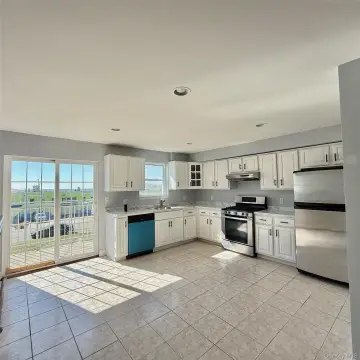 Rockaway Beach Multifamily Property