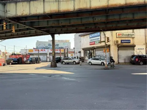 Corner Auto Repair Property