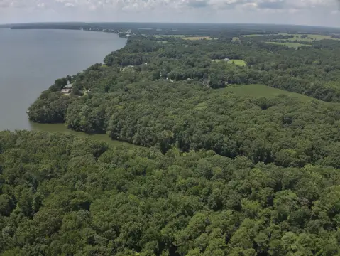 Wheeler Lake Wooded Paradise