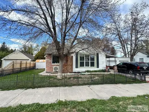 Quadplex With Separate Dwellings