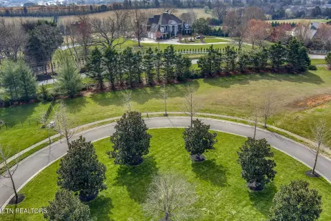 Residential Land in Farragut Community