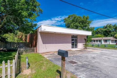 Office Building with Yard Space