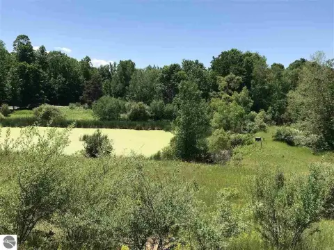 Recreation Land Near Resort Amenities