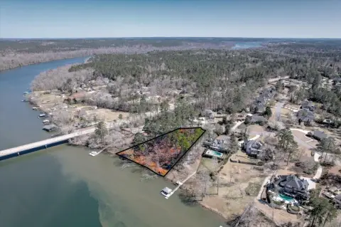 Riverfront Lot in Columbia County