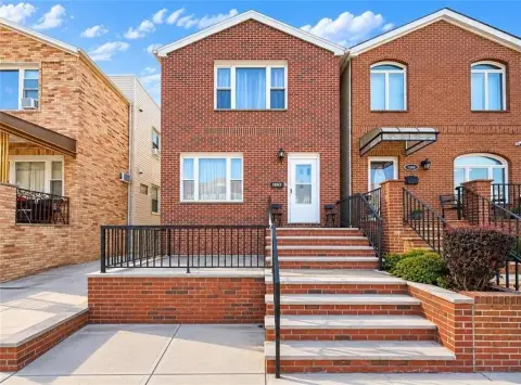 Duplex With Finished Basement