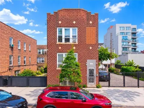 Renovated Three-Family Triplex