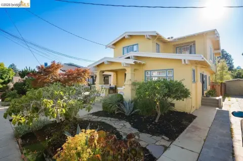 Vacant Duplex with Shared Backyard