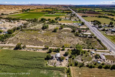 20+ Acres with Water Rights