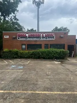 Freeway-Adjacent Office/Medical Building For Rent