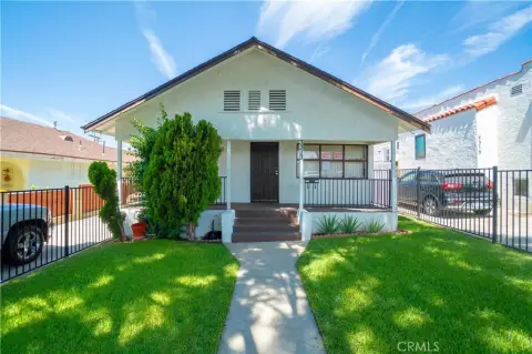 Two-Unit Duplex Needing Renovation