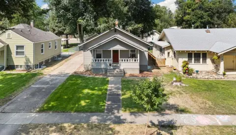 Over/Under Duplex with Parking