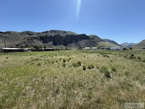 Recreational Land Near Salmon River