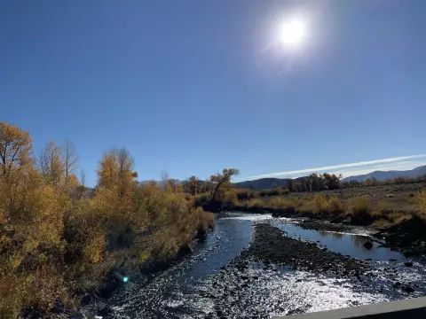 Riverfront Land in Lost River
