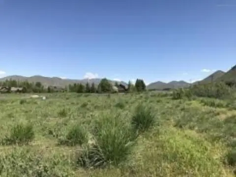 Flat Acre Lot with Views