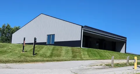 Retail/Office Building Near I-69