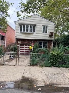 Detached Duplex with Garage