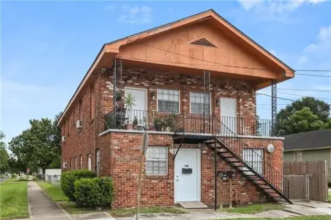 Corner Office Property