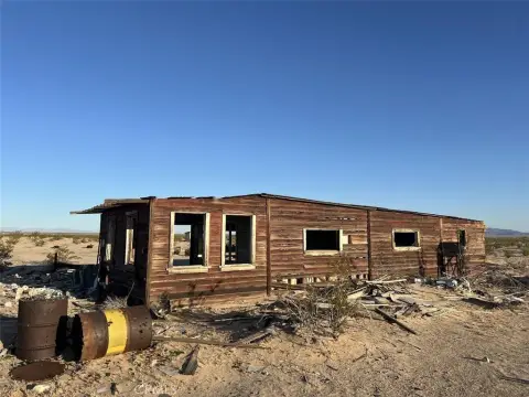 Secluded Land in 29 Palms