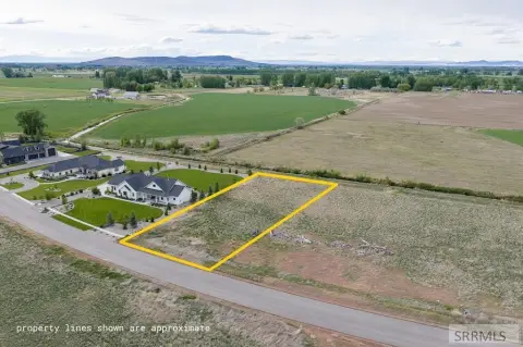 Spacious Lot in Waterstone Subdivision