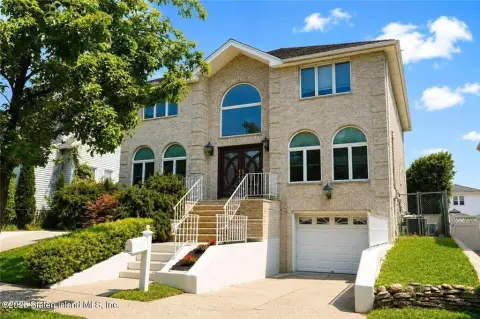 Colonial Duplex With In-Ground Pool