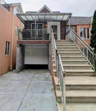 Duplex with Private Garage