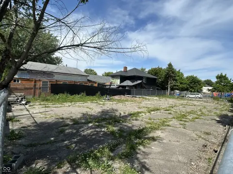 Corner Residential Vacant Land