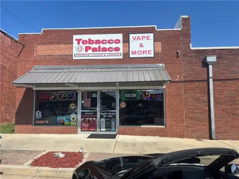 Downtown Blackshear Commercial Opportunity