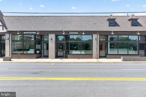 Neighborhood Storefront Space