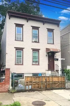 Tenant-Occupied Duplex
