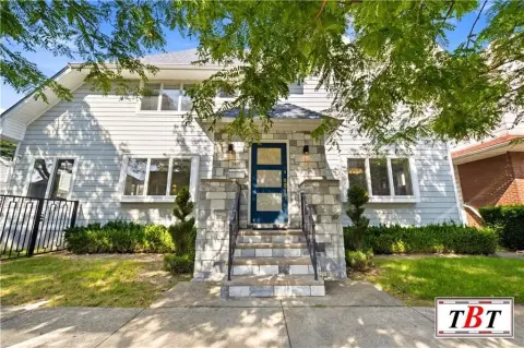Renovated Triplex with Private Parking