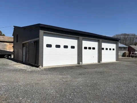 Swansea Commercial Space For Rent