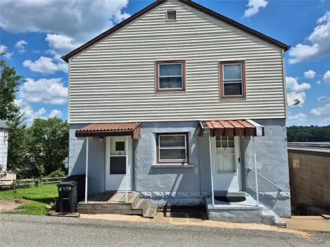 Occupied Triplex with Separate Utilities