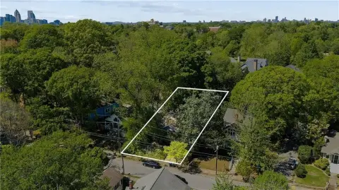 Land in Prime Candler Park