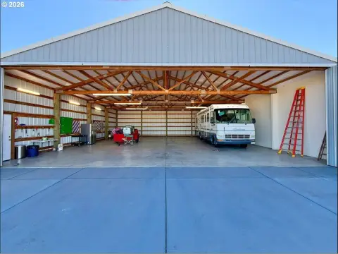 Aircraft Hangar at Salem Airport