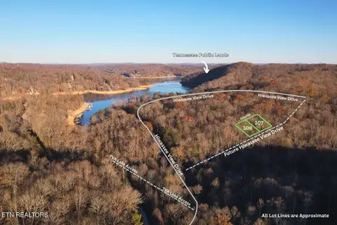 Land with Lake Access