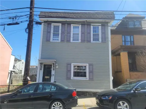 Fully Occupied Duplex with In-Unit Laundry