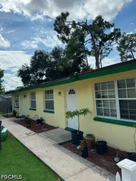 Duplex with 2024 Roof