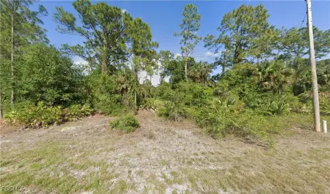 Residential Lot in Lehigh Acres