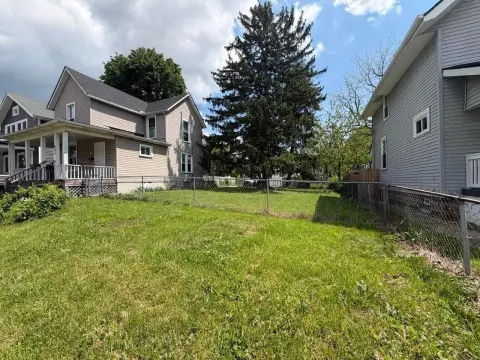 Buildable Lot Near Southern Orchards