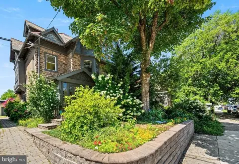 Victorian Stone Twin Duplex