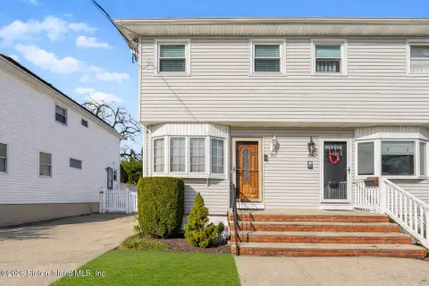 Updated Duplex with Finished Basement